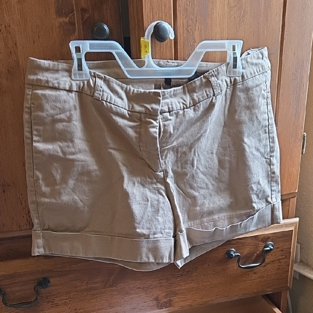 Women's Tan Shorts